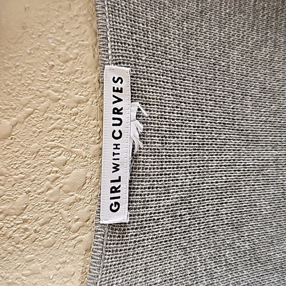 Girl With Curves Open Front Cardigan Cape - Picture 2 of 7